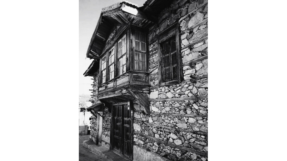 Düğmeli Ev Ustaları ve Sümer Tabletleri