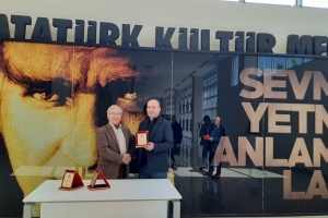 Dernekte Plaket Töreni